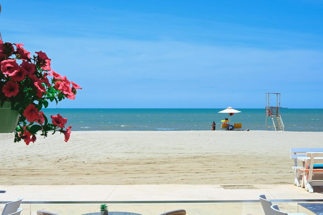 Hotel Andi ดูร์เรส ภายนอก รูปภาพ