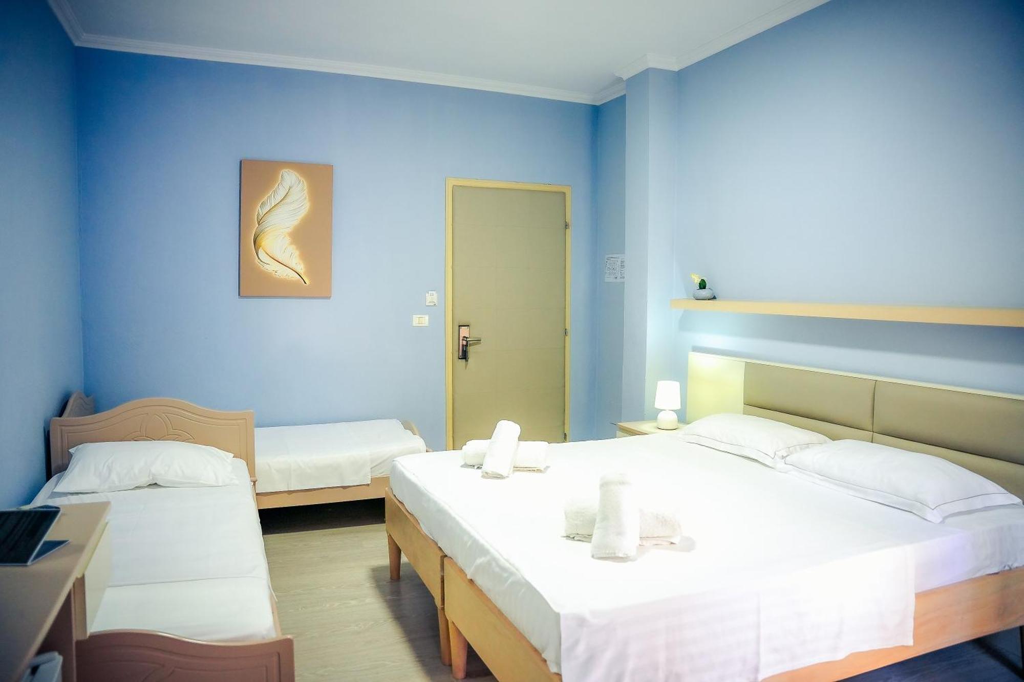 Hotel Andi ดูร์เรส ภายนอก รูปภาพ